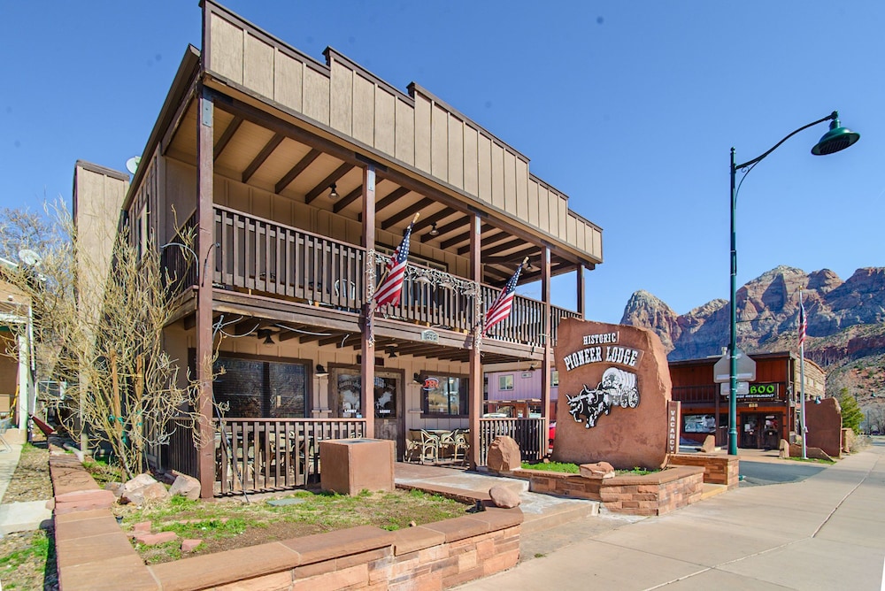 Zion Pioneer Lodge 59/66