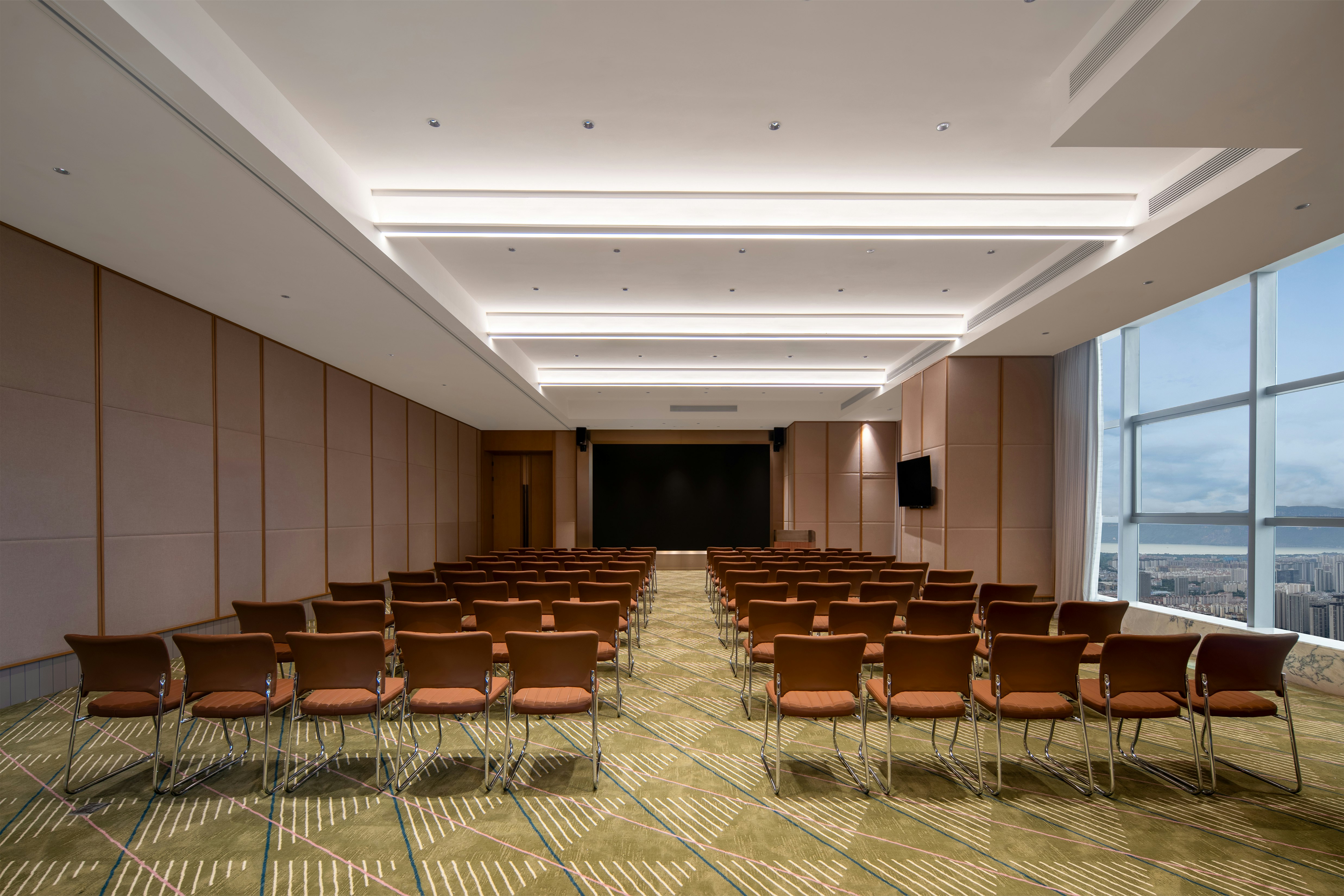 Hilton Garden Inn Kunming Wujiaba 37/41
