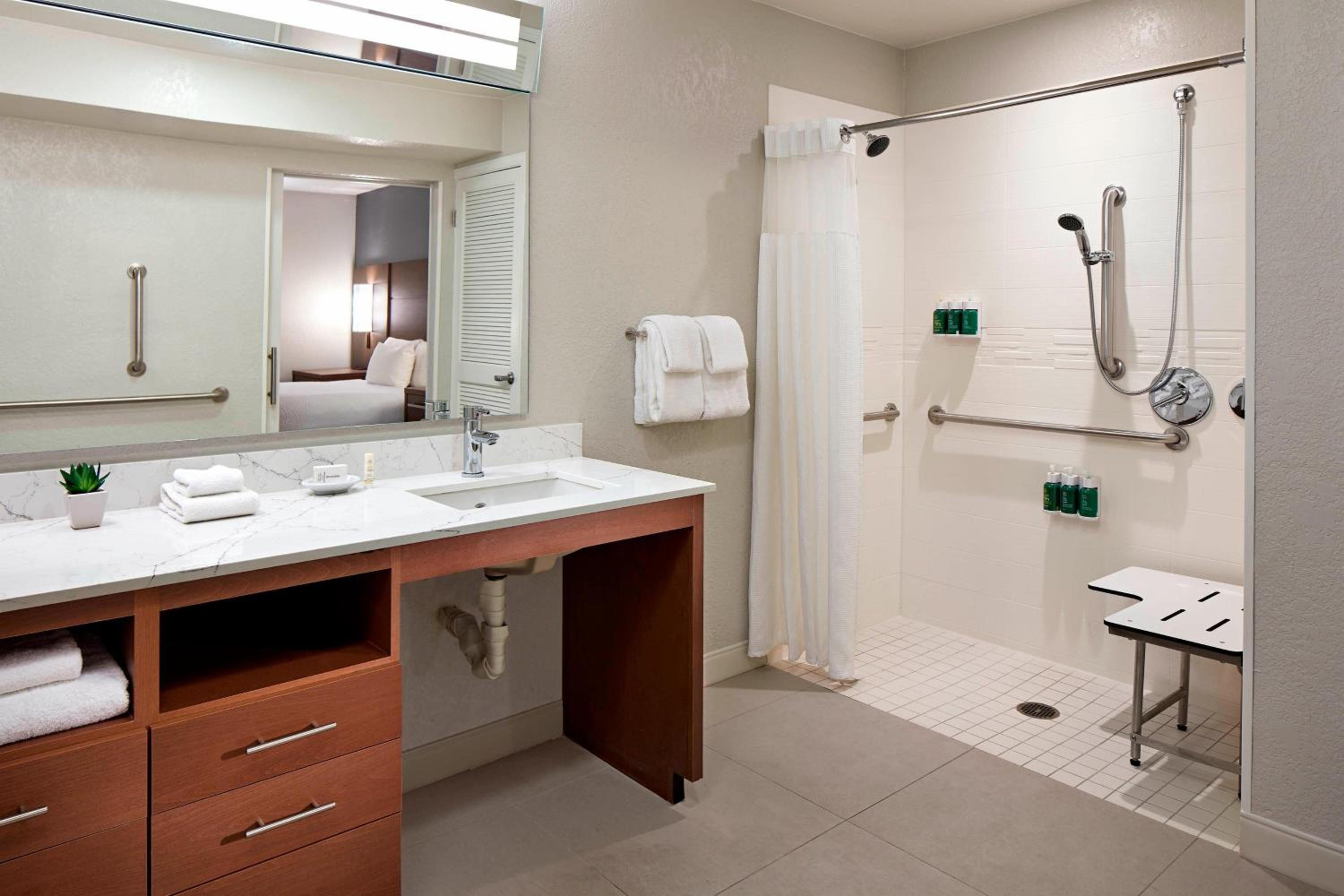1 Bedroom, Bi Level, Loft, Suite، Residence Inn Los Angeles LAX/Manhattan Beach 6/7