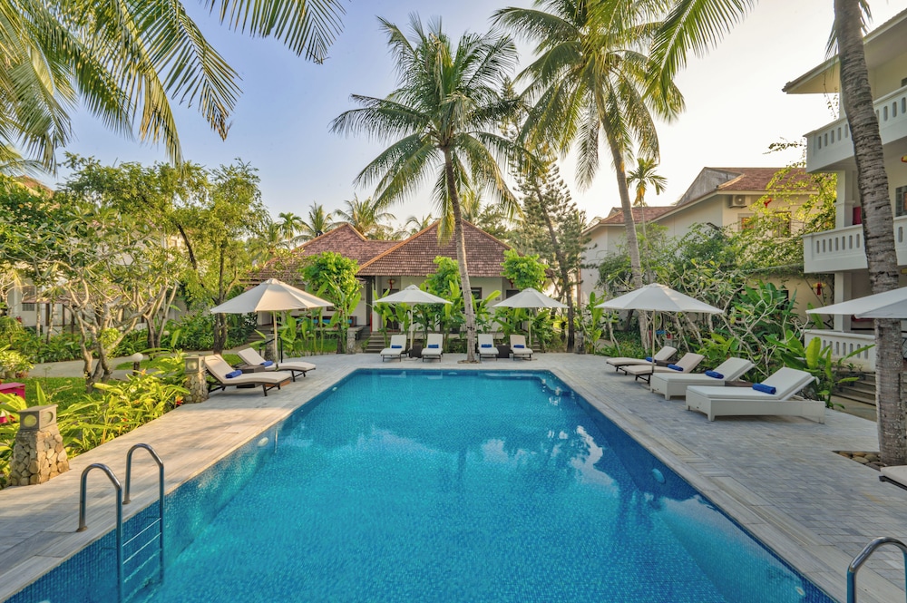 Vinh Hung Riverside Resort 72/78