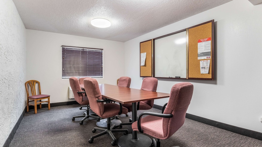 Motel6 Elk Grove Village, IL 36/44