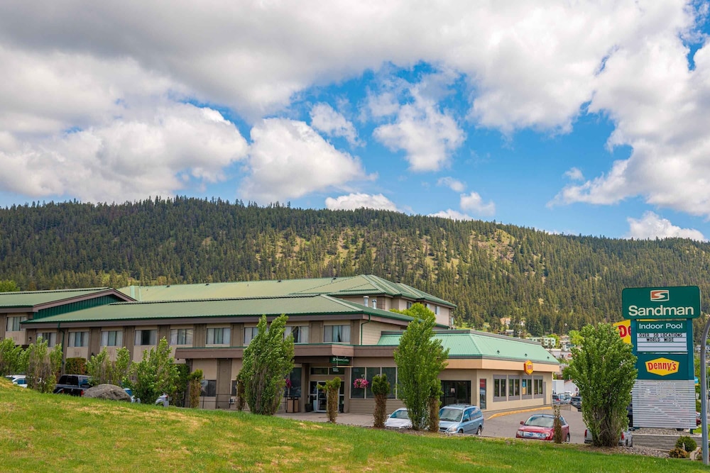 Sandman Hotel & Suites Williams Lake 1/40