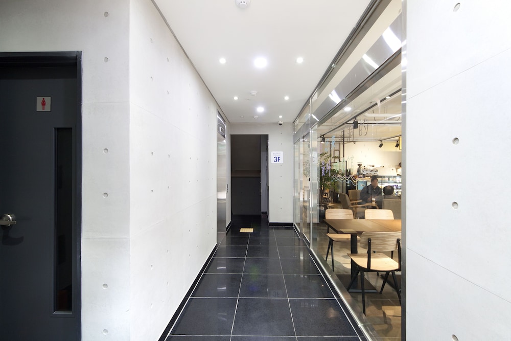 Myeongdong Stay7 6/50