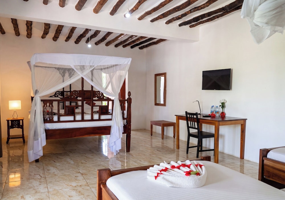 Isla Bonita Zanzibar Beach Resort 34/48