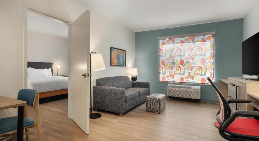 Home2 Suites by Hilton Burlington, NJ 18/36