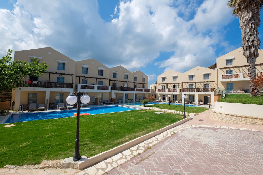 Akron Seascape Resort 32/47