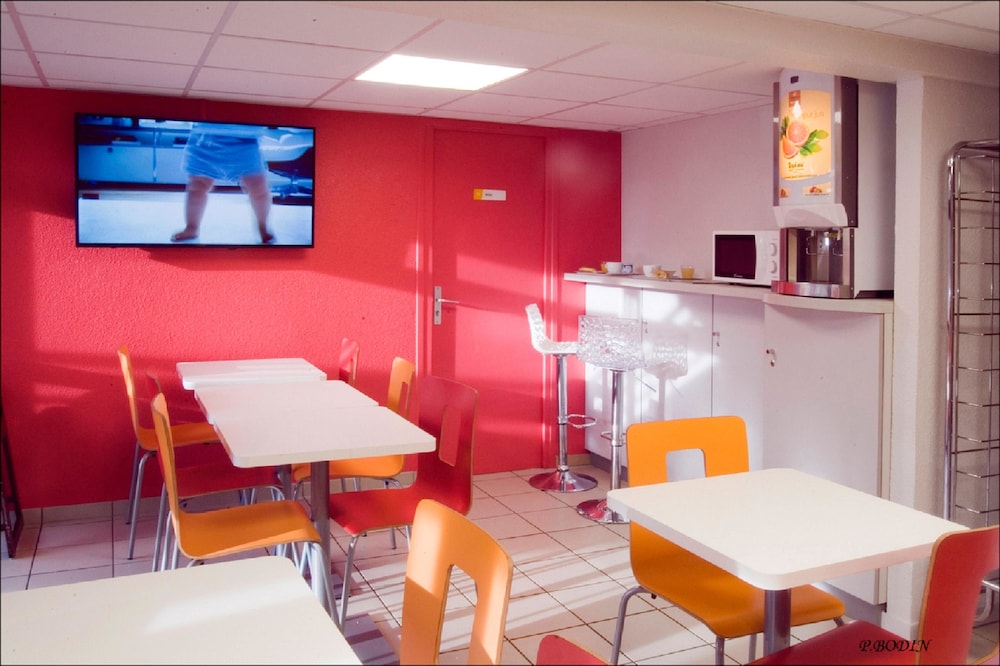 Premiere Classe Vichy - Bellerive sur Allier 40/45