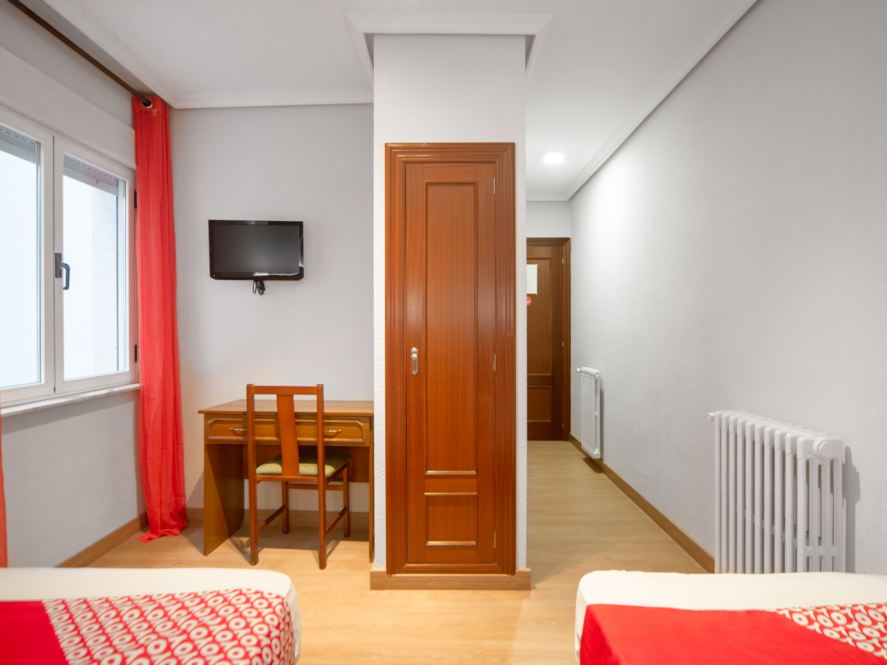 Hostal Uria 22/28