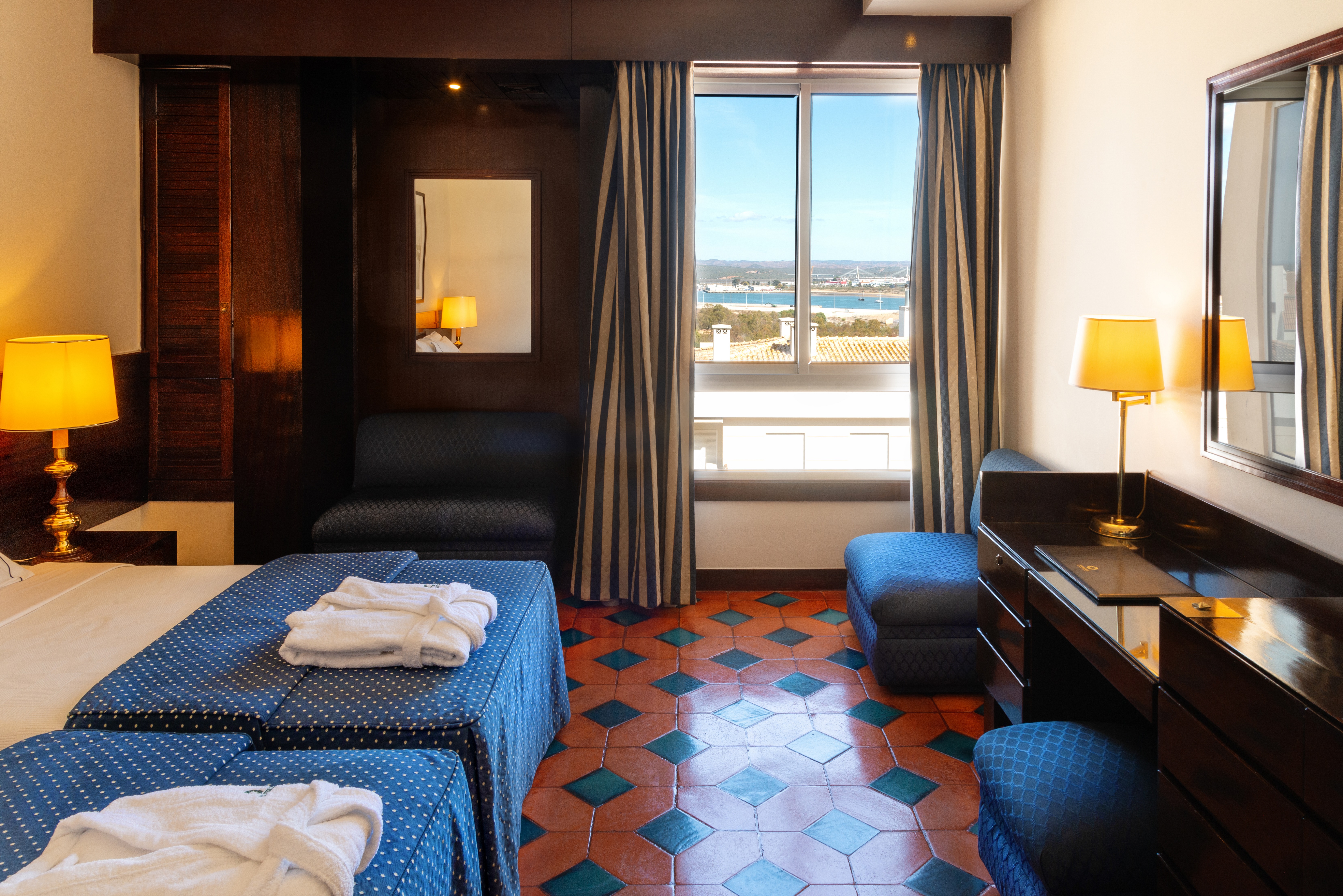 Room, Single, Land View