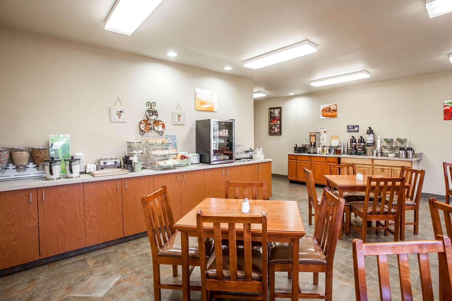 Quality Inn & Suites Federal Way - Seattle 30/33
