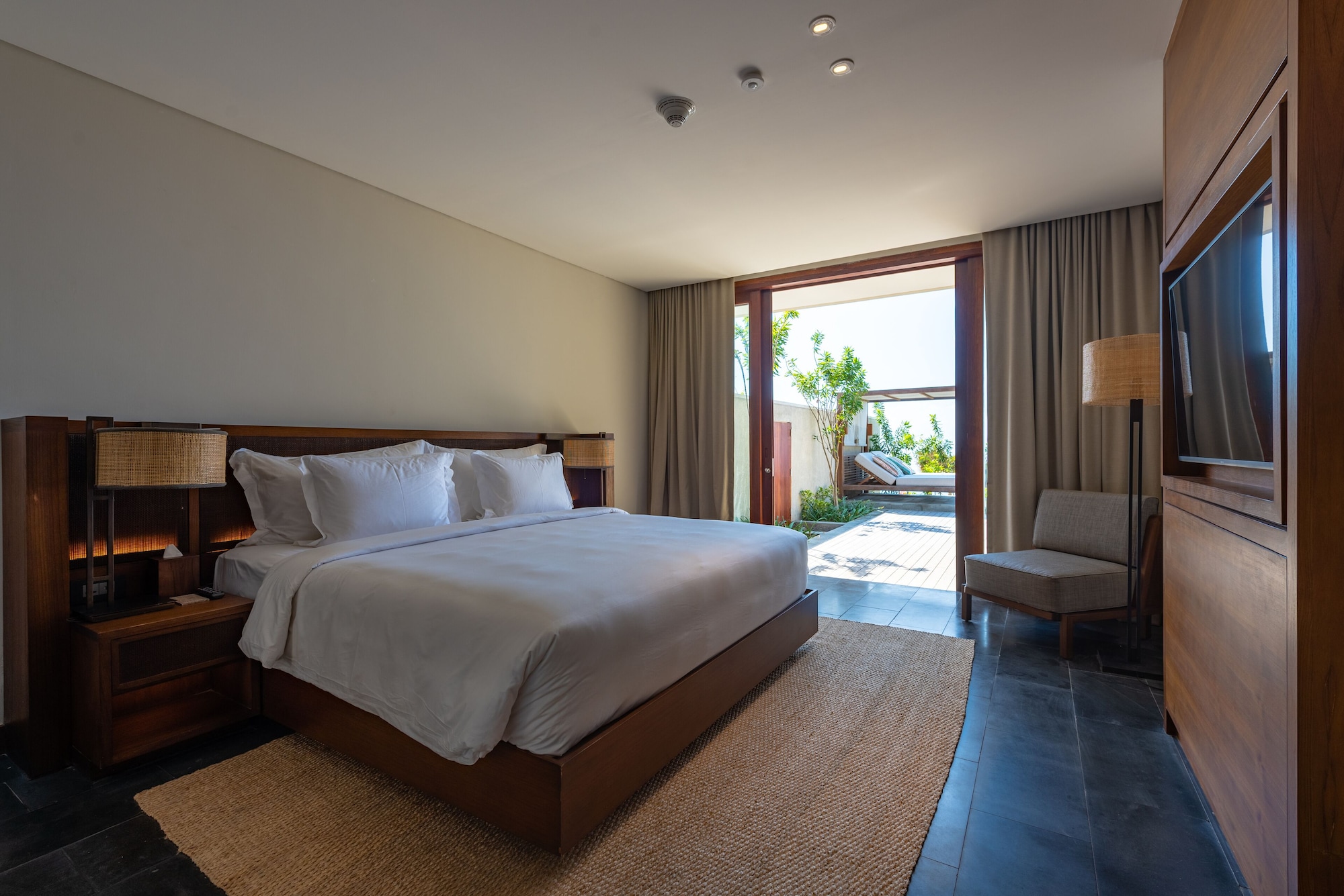 2 Bedrooms, Pool, Cliff, Villa, 1 King and 1 Single Beds, Ocean View