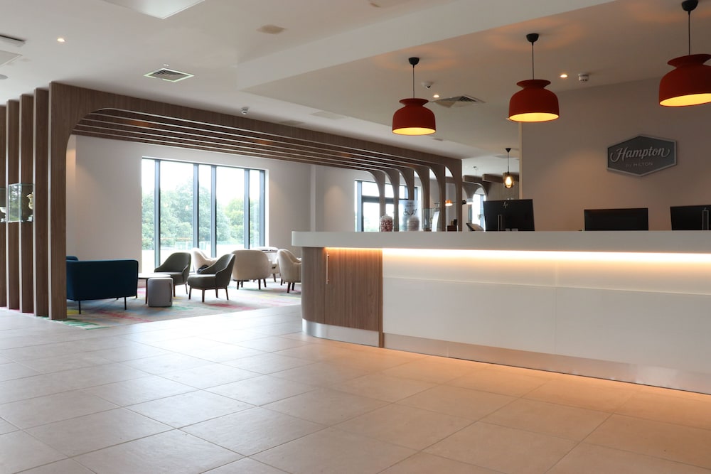 Hampton by Hilton Hamilton Park 9/49