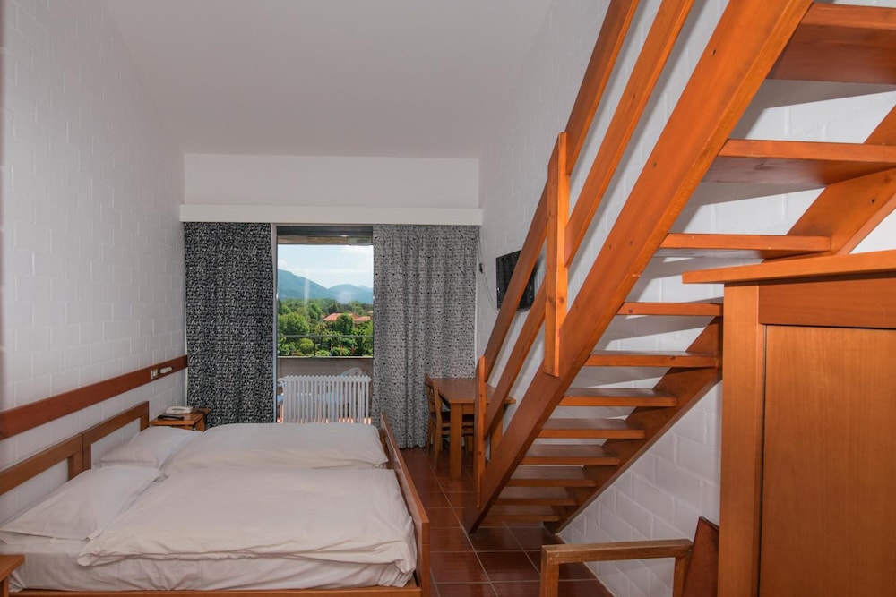 Hotel Campagna 9/50