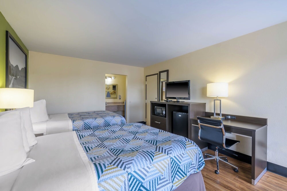 Motel6 Forsyth, GA – Tift College 17/38