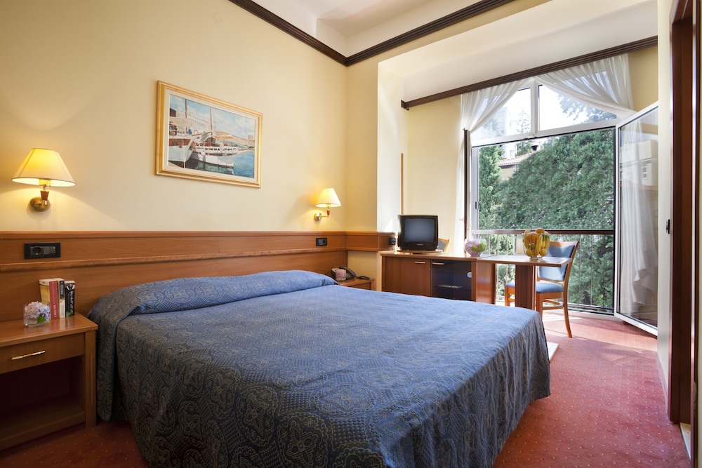 Hotel Kristal 9/60