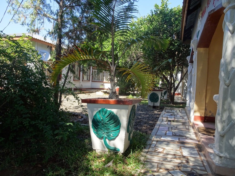 White Rose Lodge 42/50