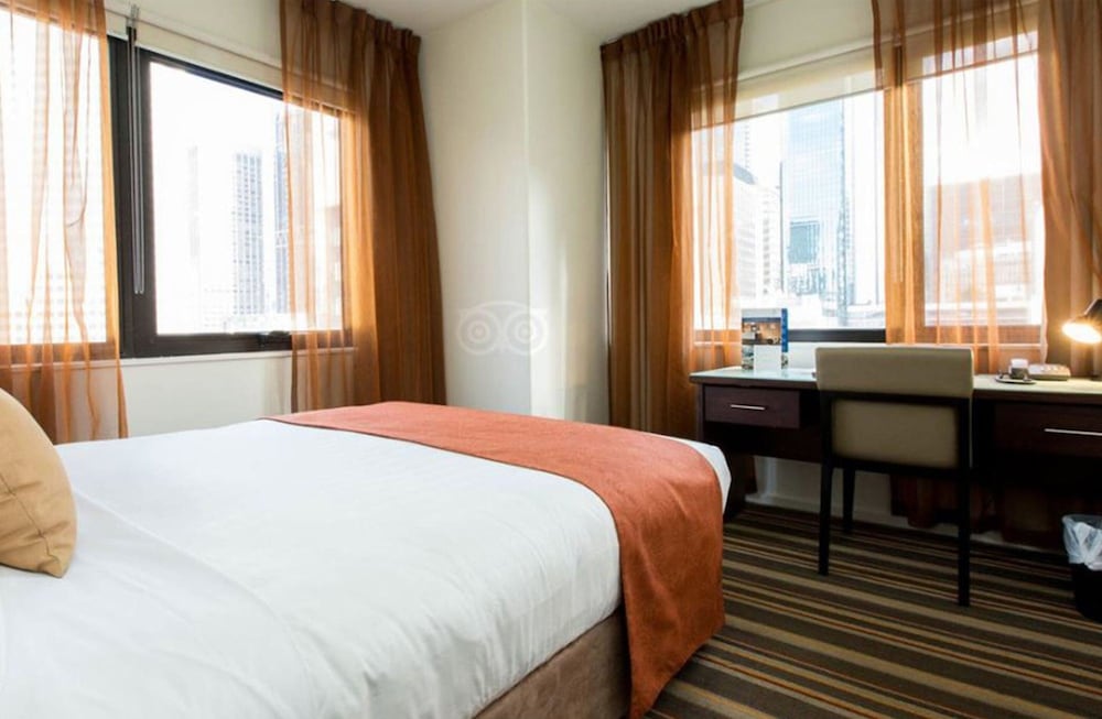 2 BEDROOMS, EXECUTIVE, APARTMENT