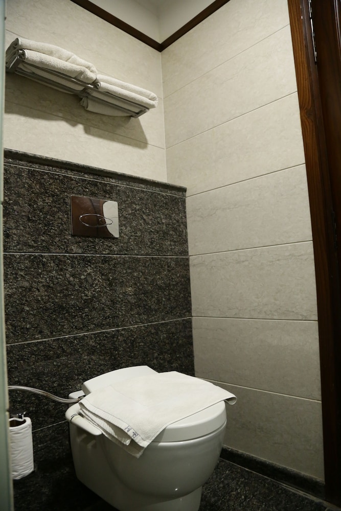 Hotel Bhoomi Residency 30/31