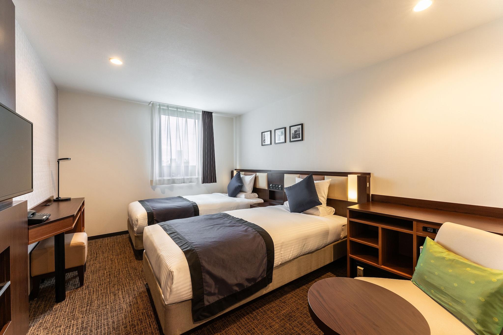SUPERIOR, TWIN BEDS