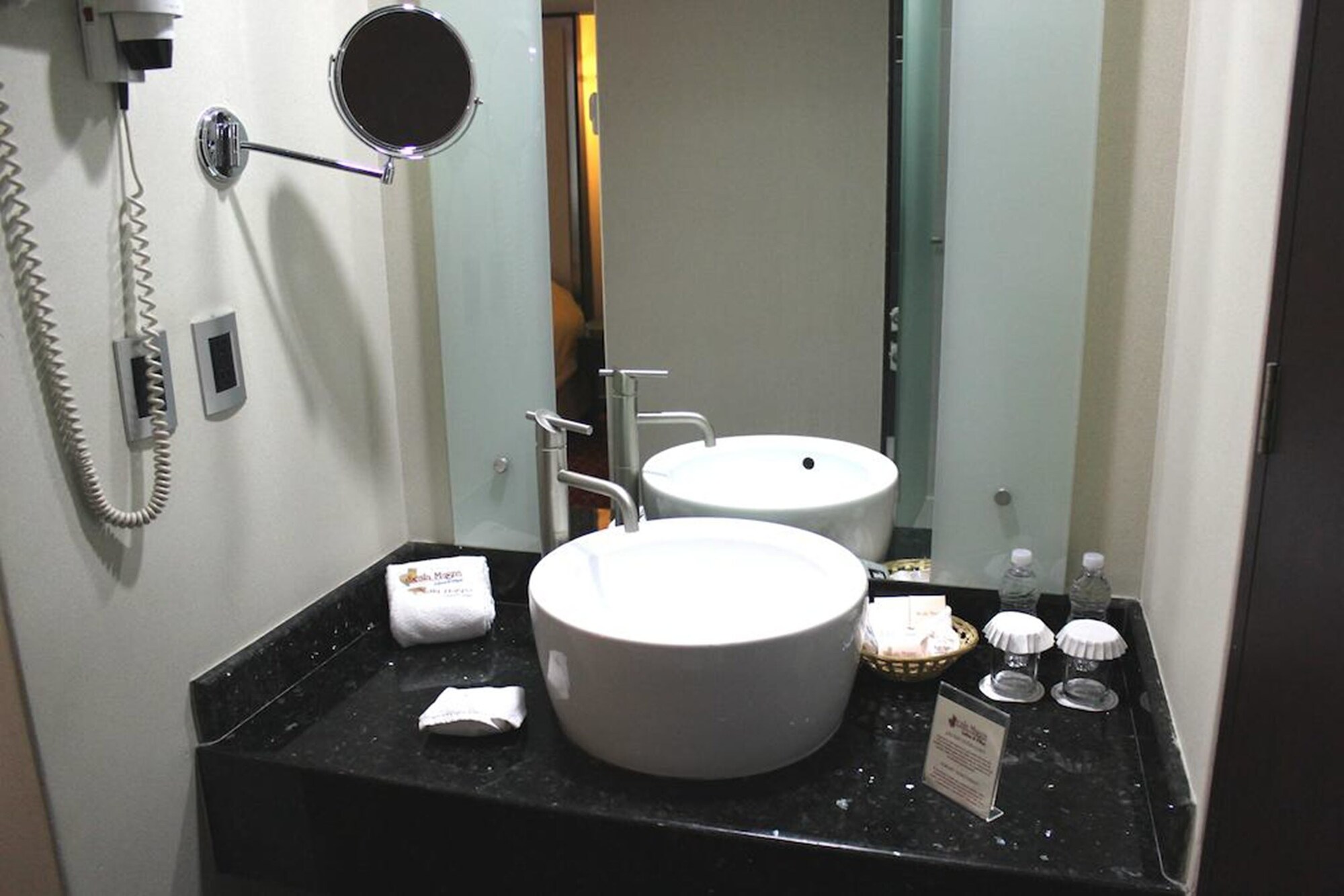 Suite, King Bed