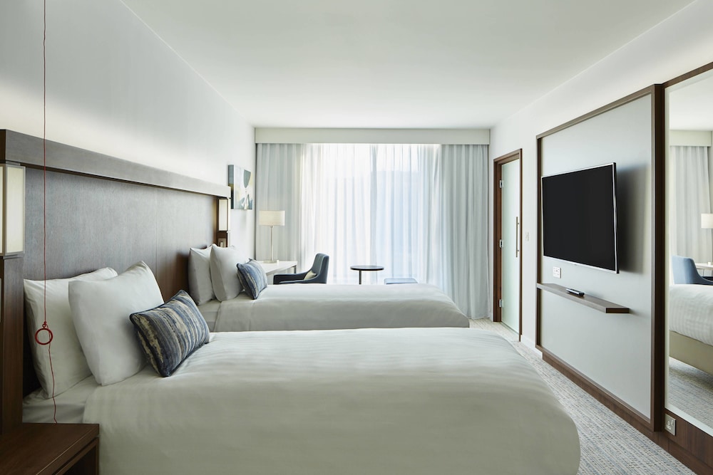 Courtyard by Marriott Luton Airport 17/57