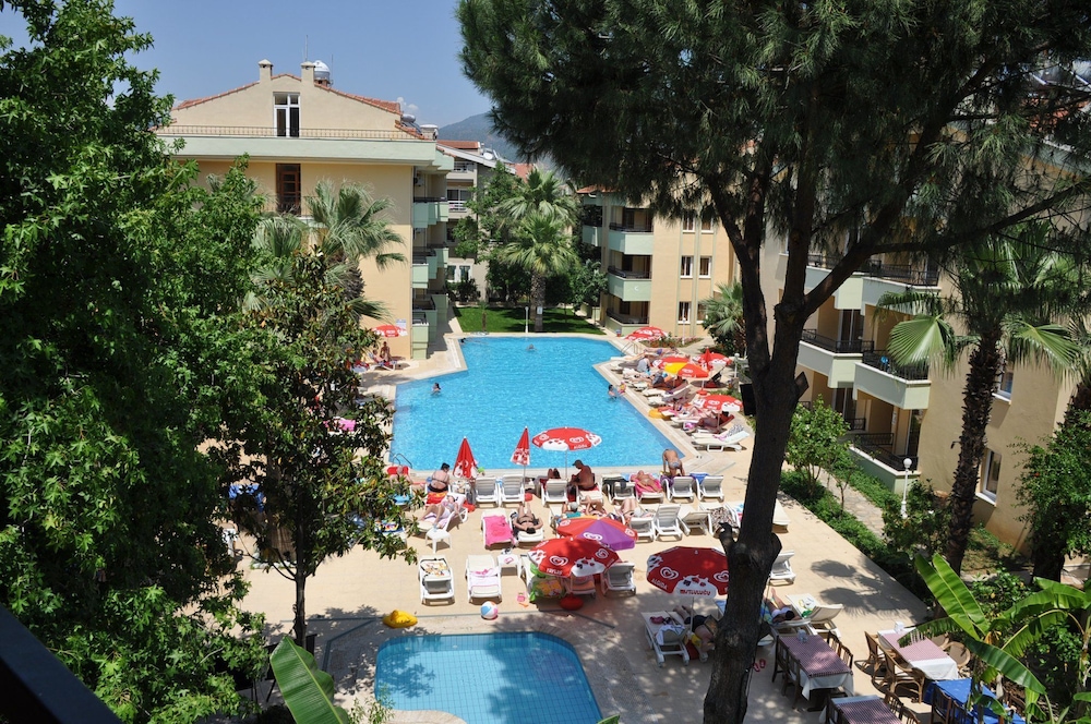 Club Palm Garden Keskin 13/68