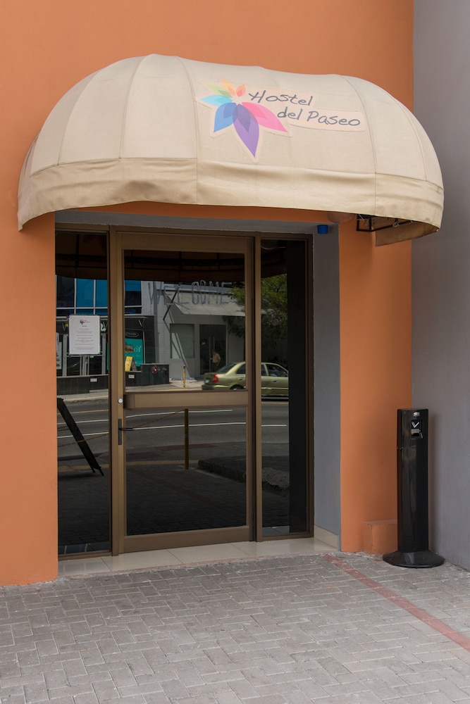 Hostel Del Paseo 46/50