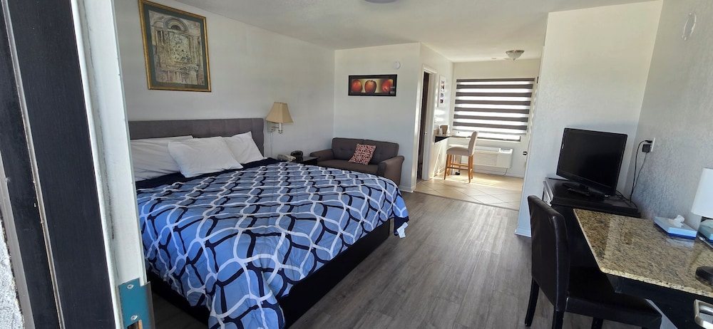 Merida Inn And Suites 16/50