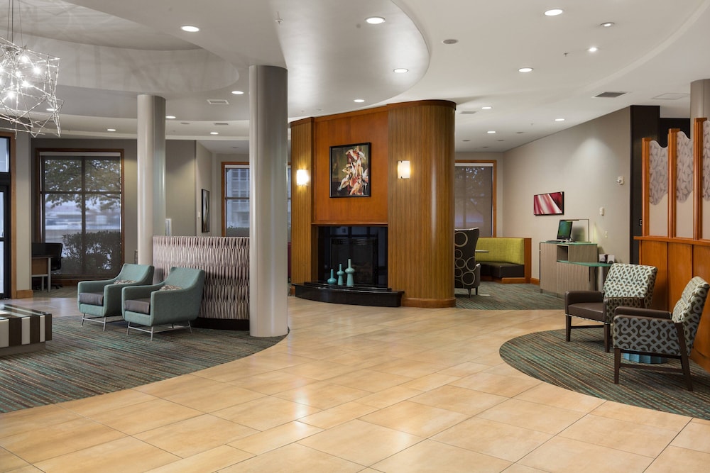 Residence Inn Springfield Old Keene Mill 12/42