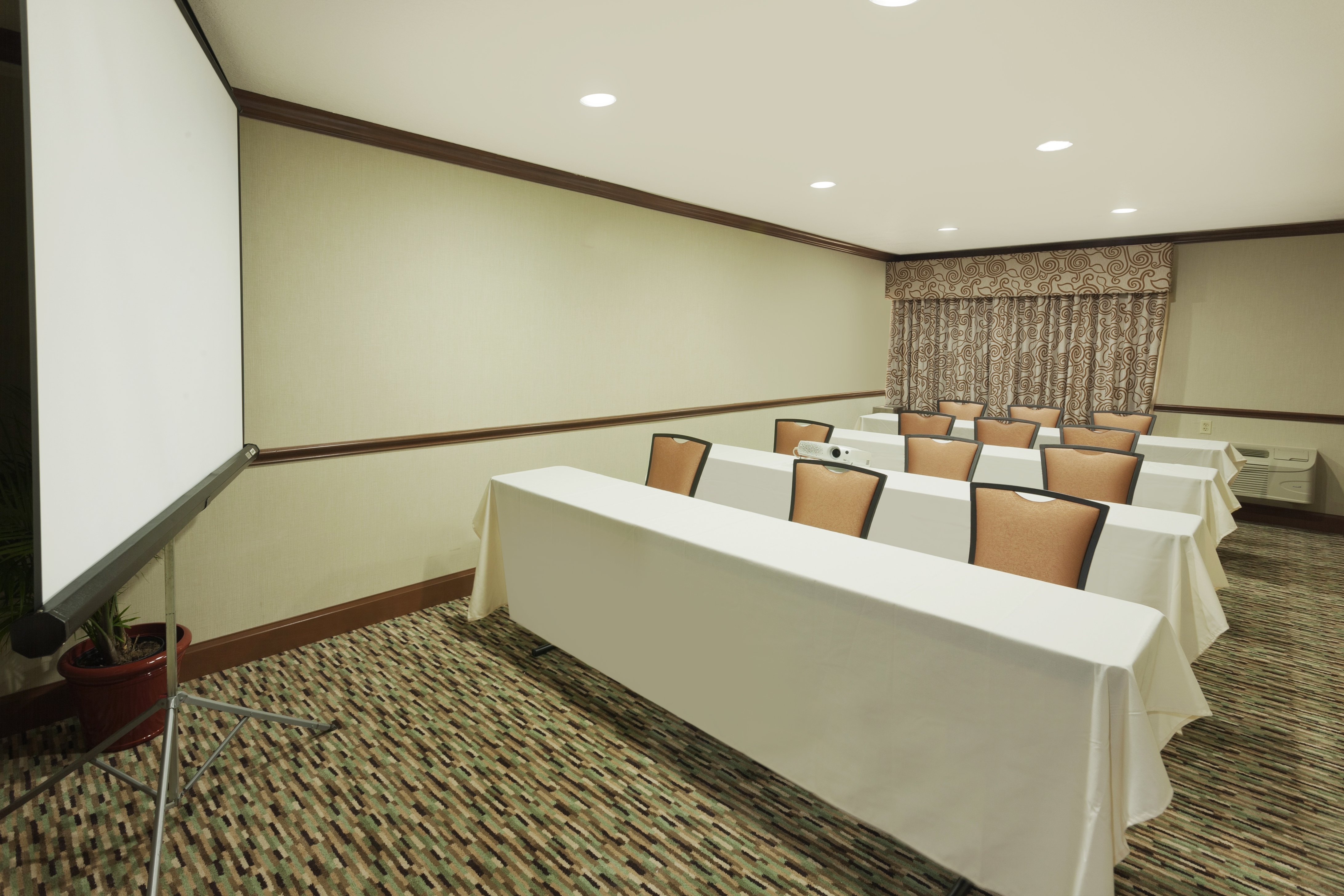 Best Western Plus Atrium Inn 6/26