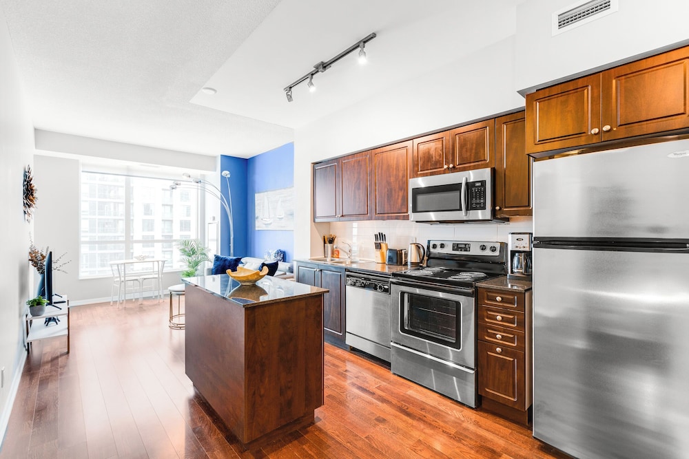 Aoc Suites - Luxury Condo - City View 10/28