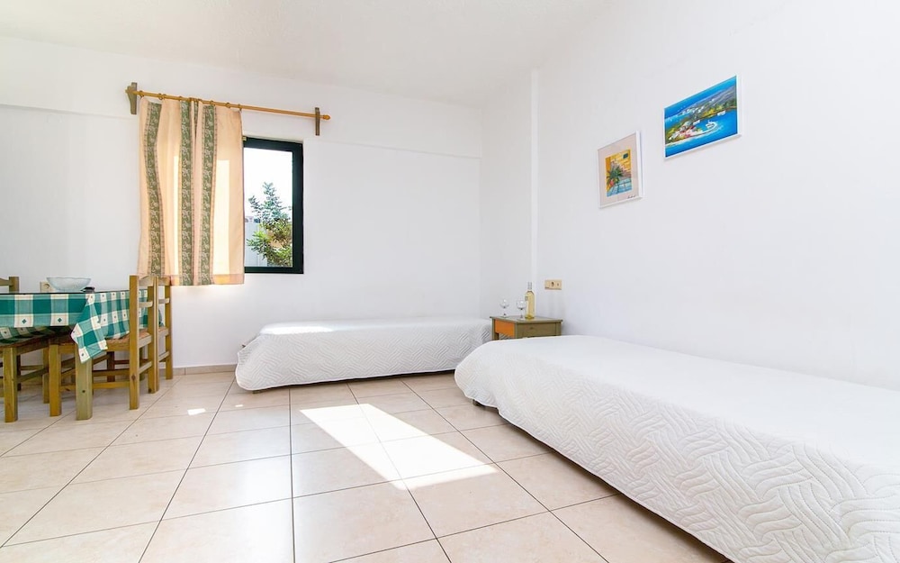 Dionysos Apartments And Studios 18/61