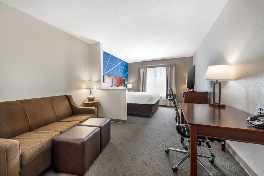Comfort Suites Ocala - North 20/37