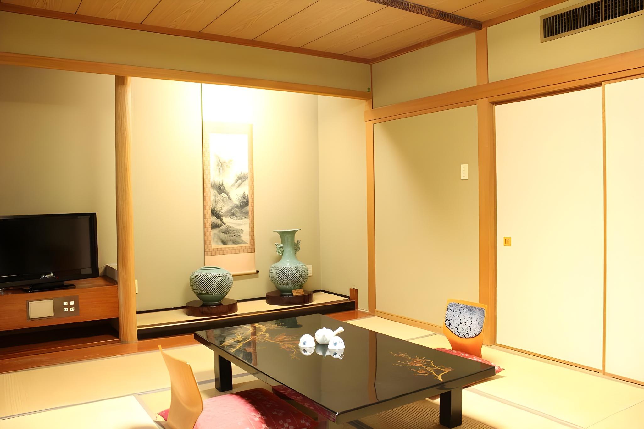 Japanese, Single Bed