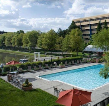 DoubleTree Suites by Hilton Raleigh - Durham 71/82