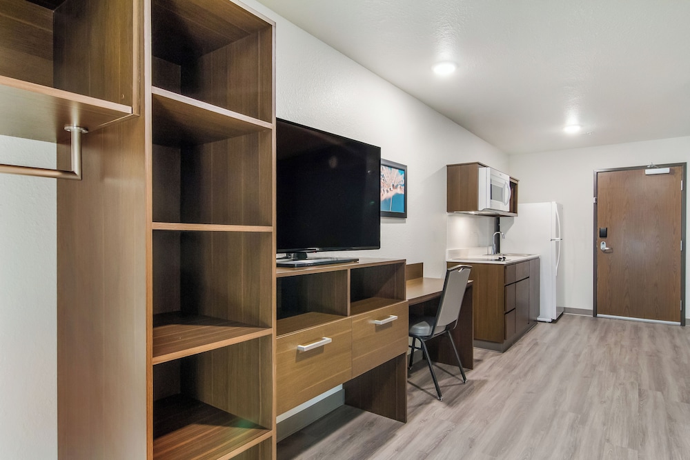 WoodSpring Suites Winston-Salem near Hanes Mall 49/61