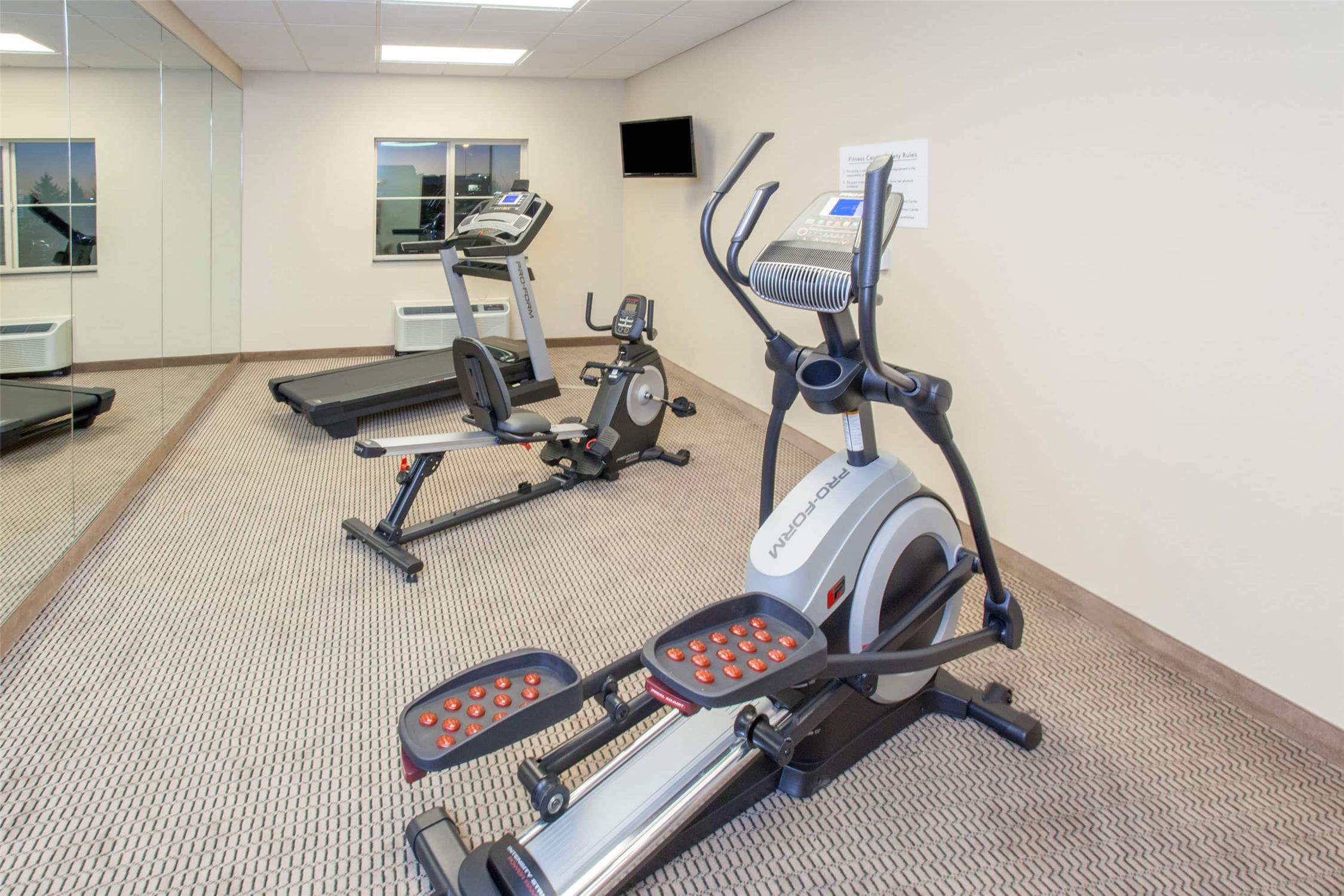 Baymont by Wyndham Grand Forks 28/43