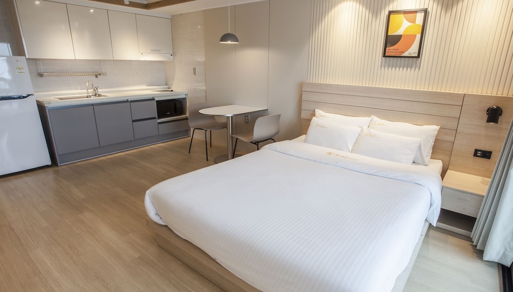 STANDARD, DOUBLE BED