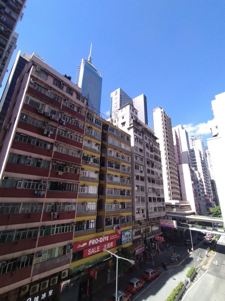 Brighton Hotel Hong Kong 11/47