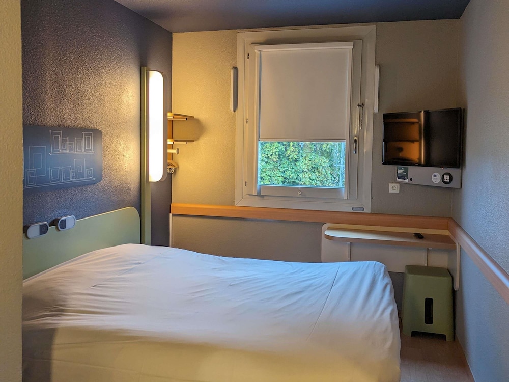 Ibis Budget Saint Omer Centre 17/55