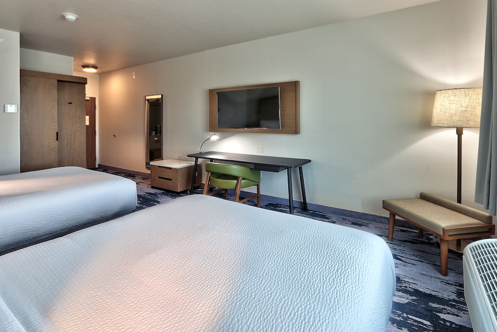 Fairfield Inn & Suites By Marriott Albuquerque North 8/32