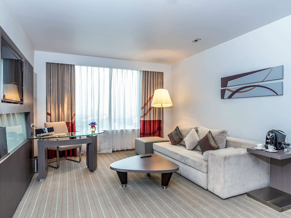 Four Points by Sheraton Ploenchit Bangkok 37/56
