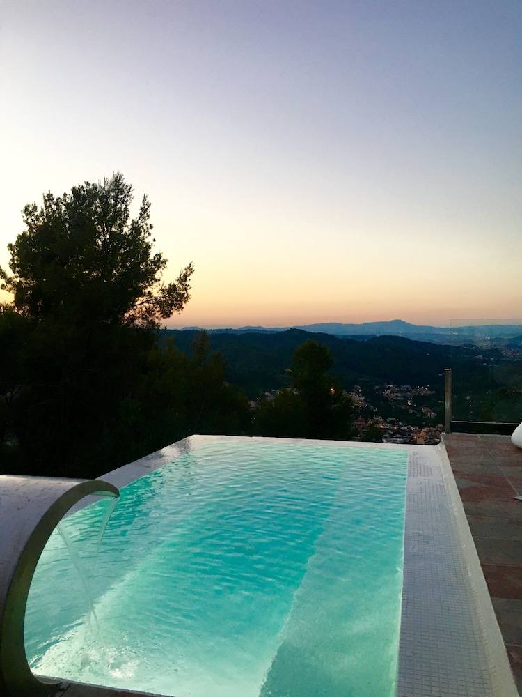 Hotel Petit Mirador 46/66