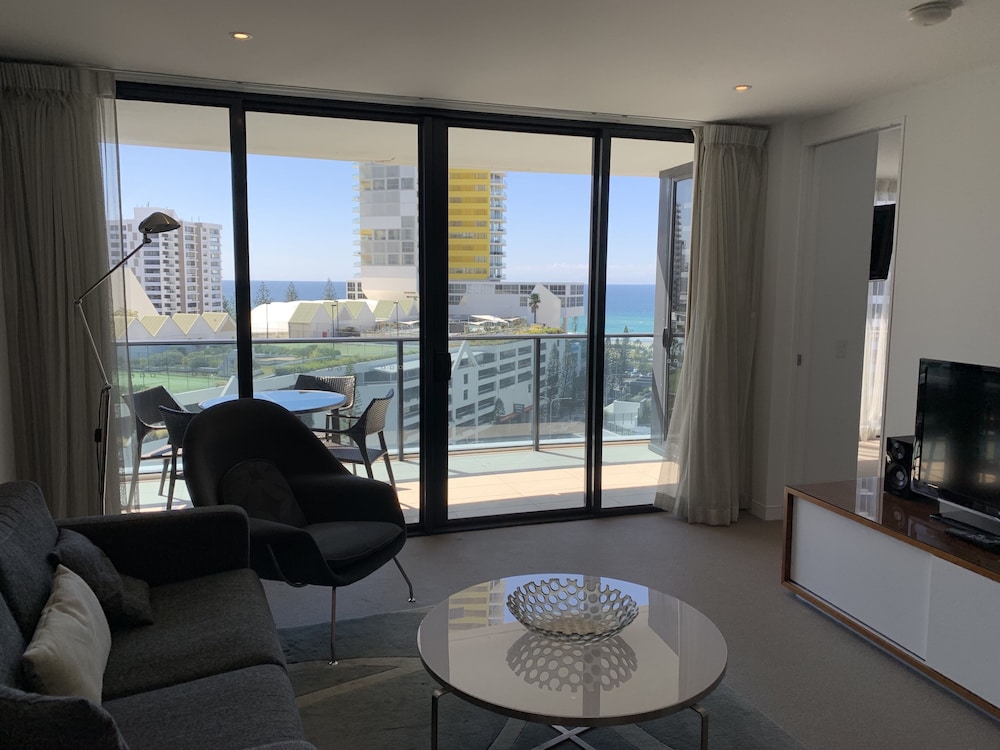 The Oracle Resort Broadbeach - Gclr 39/50