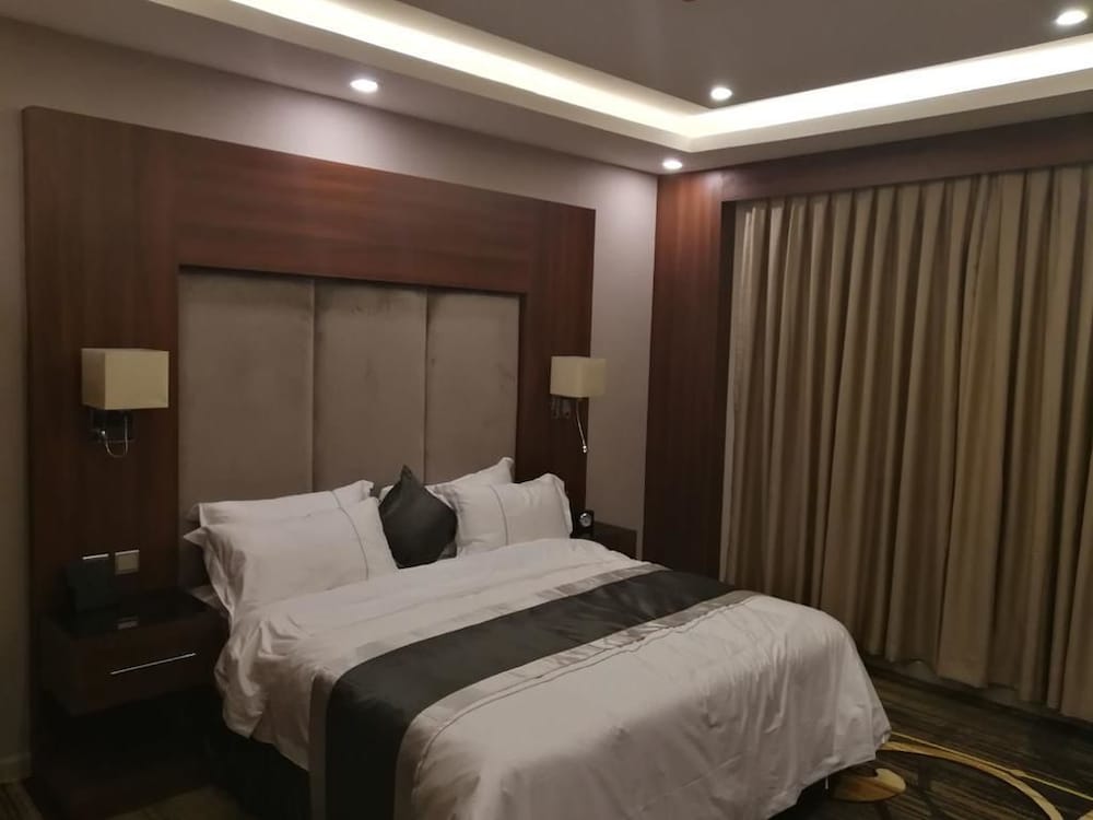 فندق مشارف المدن للأجنحة الفندقية(Msharef Al Moden Suites) 13/55