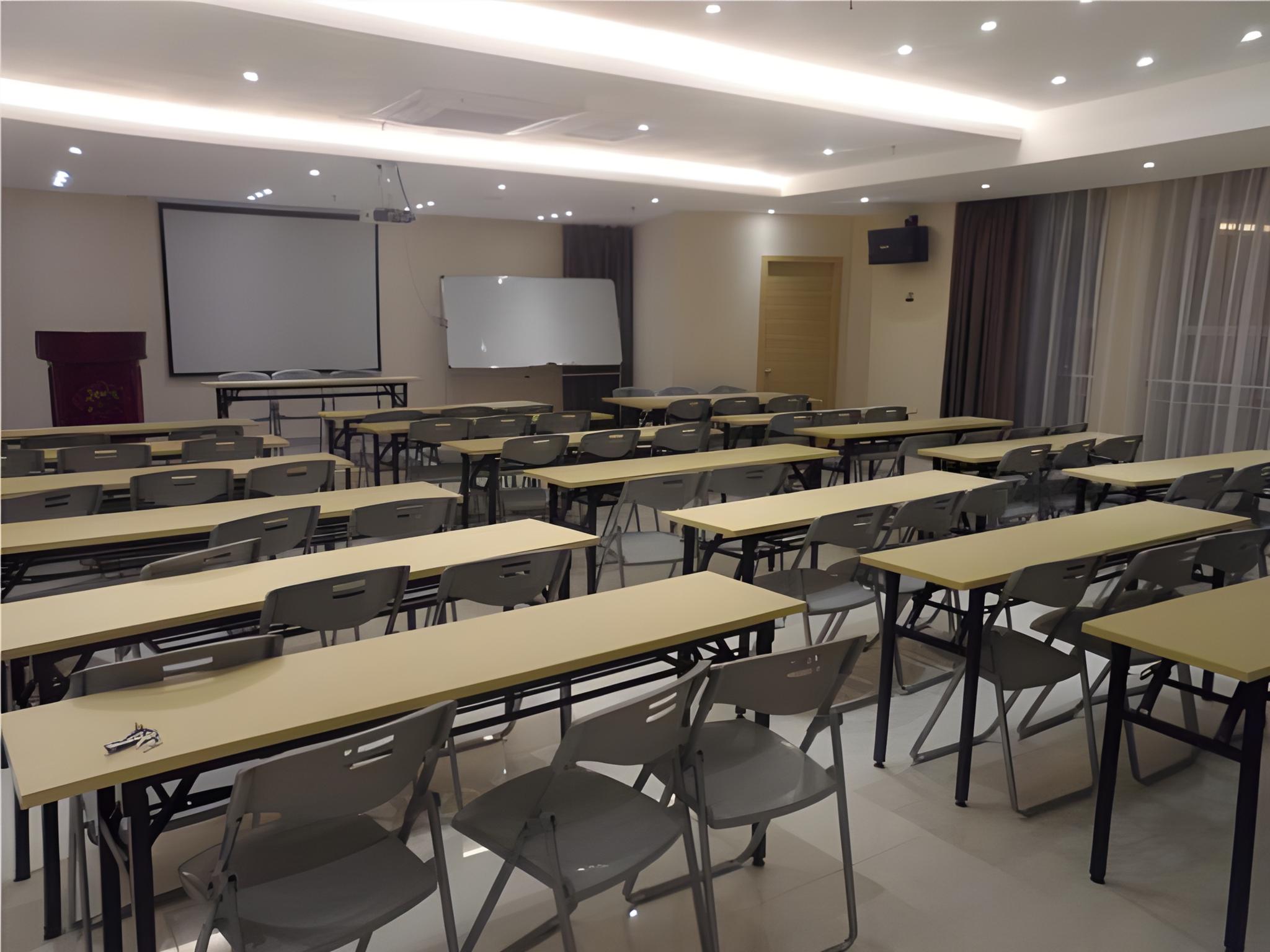 City Comfort Inn Zhongshan Xingbao Branch 42/50