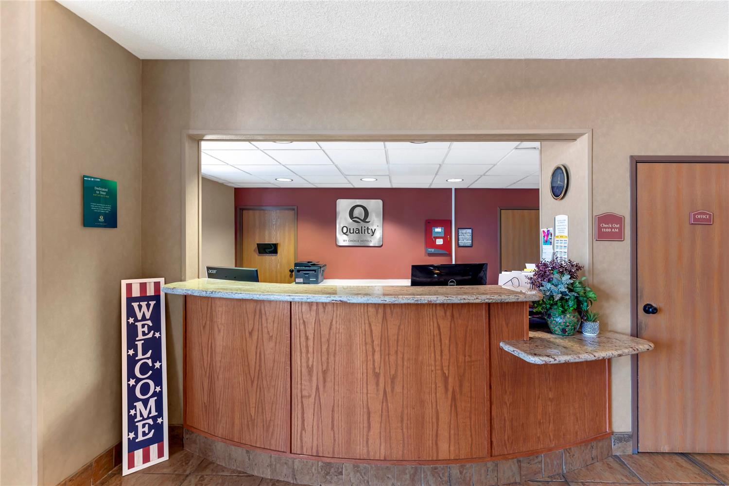 Quality Inn & Suites Wellington - Fort Collins 2/32