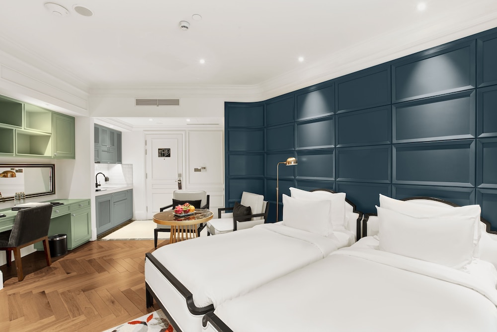 SUPERIOR, TWIN BEDS