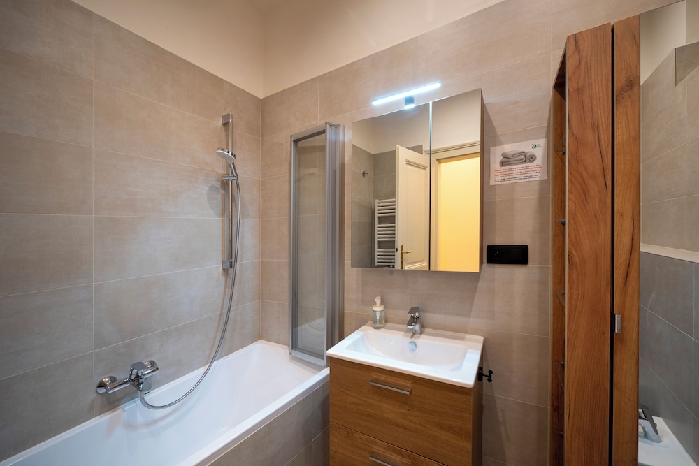 Old Town Aparthotel Michalska 73/75