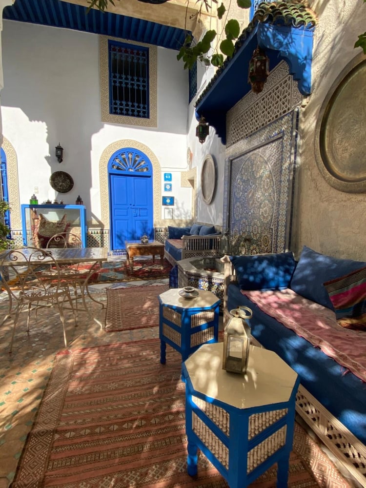 Riad Jean Claude 21/48
